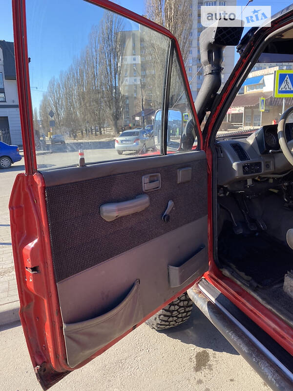 Позашляховик / Кросовер Isuzu Trooper 1990 в Білій Церкві