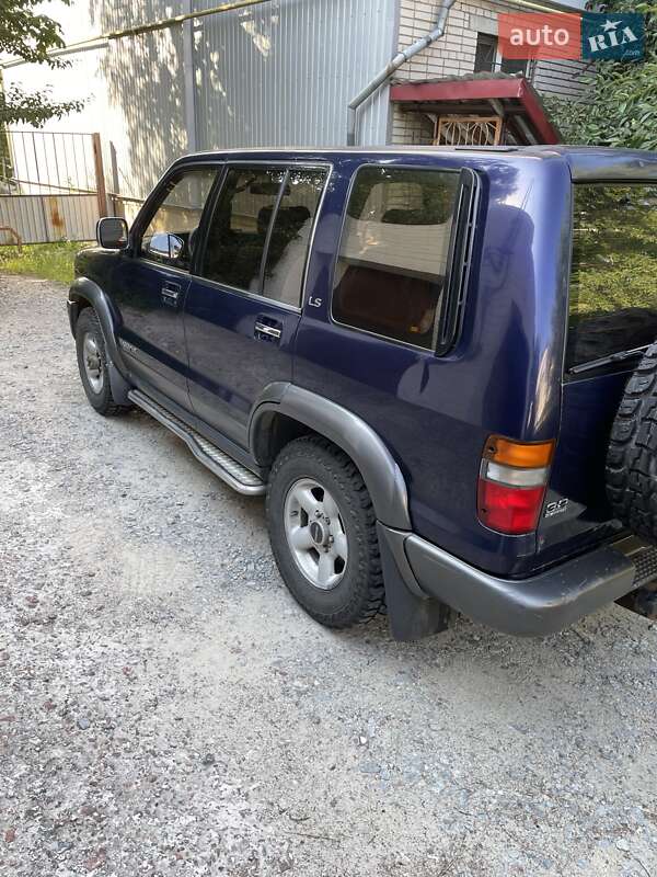 Позашляховик / Кросовер Isuzu Trooper 1996 в Сумах