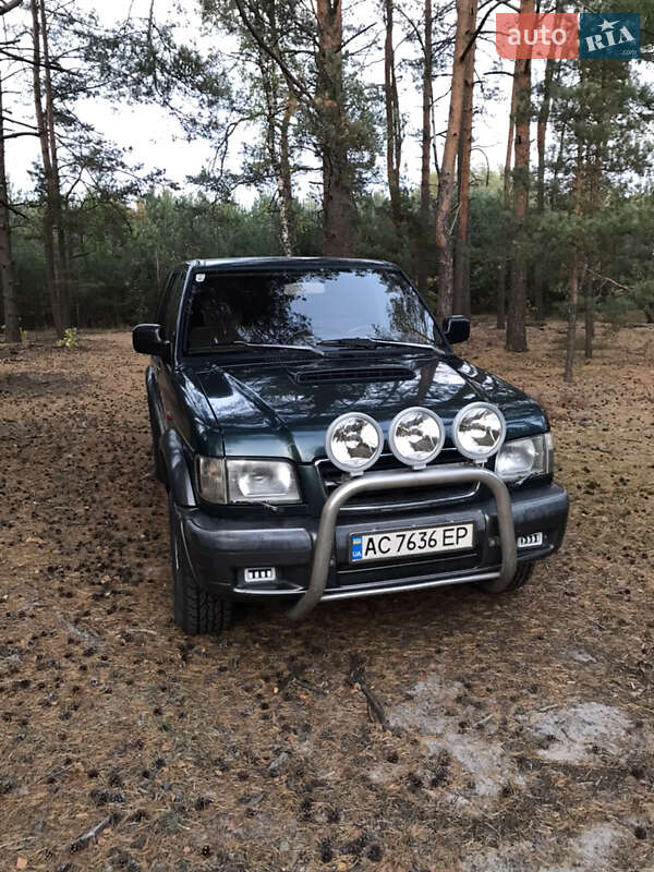 Внедорожник / Кроссовер Isuzu Trooper 1999 в Камне-Каширском