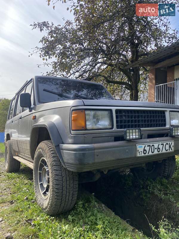 Isuzu Trooper 1988