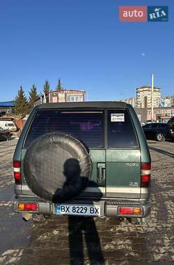 Внедорожник / Кроссовер Isuzu Trooper 1998 в 
