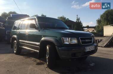 Внедорожник / Кроссовер Isuzu Trooper 1998 в 