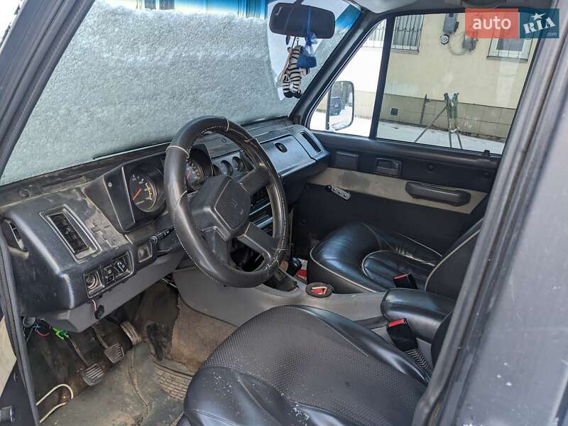 Внедорожник / Кроссовер Isuzu Trooper 1988 в Ворзеле