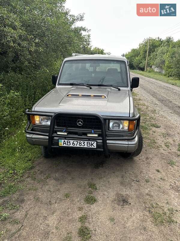 Внедорожник / Кроссовер Isuzu Trooper 1990 в 