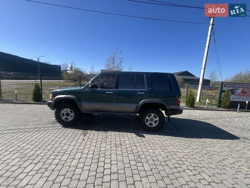 Позашляховик / Кросовер Isuzu Trooper 1996 в Надвірній