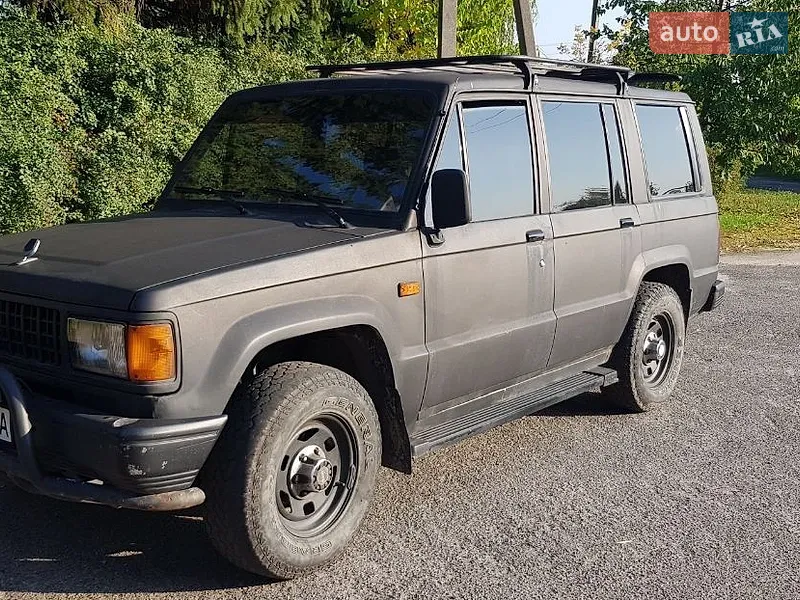 Isuzu Trooper 1989