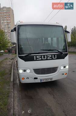 Туристический / Междугородний автобус Isuzu Turquoise 2004 в 