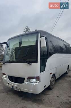 Туристичний / Міжміський автобус Isuzu Turquoise 2001 в Тернополі