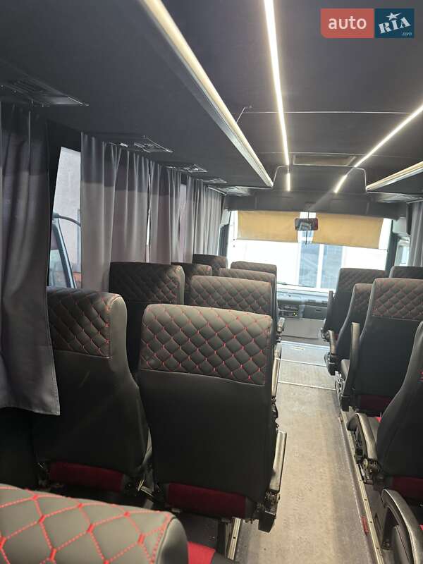 Туристический / Междугородний автобус Isuzu Turquoise 2001 в Тернополе