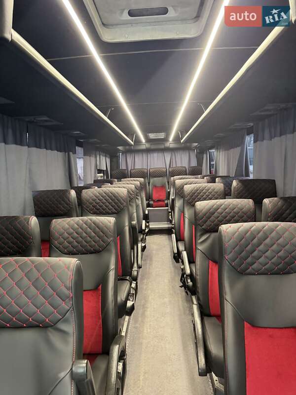 Туристический / Междугородний автобус Isuzu Turquoise 2001 в Тернополе
