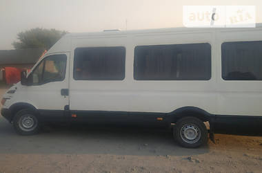 Микроавтобус Iveco 35C13 2000 в Казатине