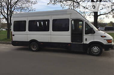 Микроавтобус Iveco 35C13 2002 в Киеве