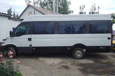 Мікроавтобус (від 10 до 22 пас.) Iveco 35C13 2001 в Миколаєві