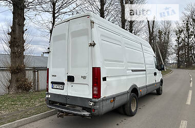 Грузовой фургон Iveco 35C13 2002 в Львове