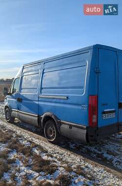 Грузовой фургон Iveco 35C13 2001 в Чернигове