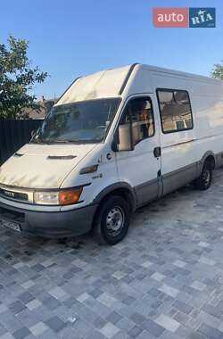 Грузопассажирский фургон Iveco 35S13 2000 в Житомире