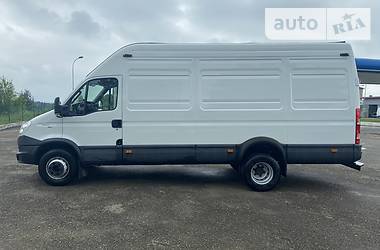 Грузовой фургон Iveco 65C17 2012 в Снятине