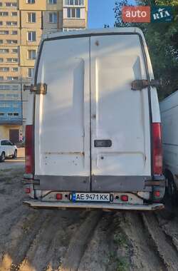 Вантажний фургон Iveco 65C17 2006 в Дніпрі