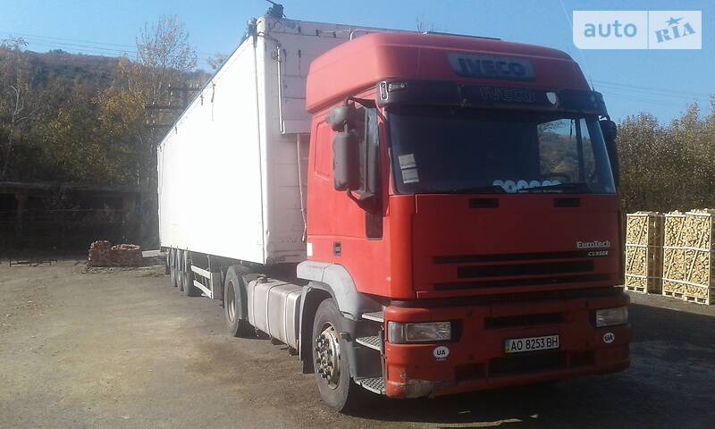 Тягач Iveco  2002 в 
