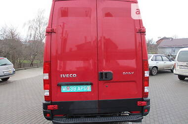 Грузовой фургон Iveco Daily груз. 2014 в Ровно