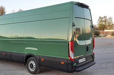 Грузовой фургон Iveco Daily груз. 2015 в Львове