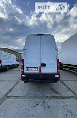 Грузовой фургон Iveco Daily груз. 2013 в Киеве