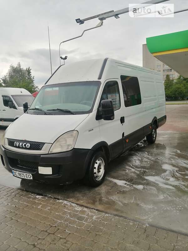 Вантажний фургон Iveco Daily груз. 2011 в Дрогобичі