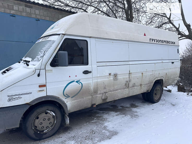 Грузовой фургон Iveco Daily груз. 2000 в Верховец