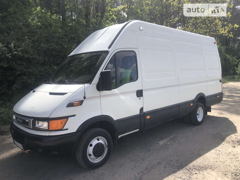 Грузовой фургон Iveco Daily груз. 2000 в Львове