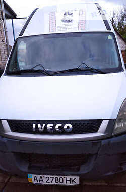 Вантажний фургон Iveco Daily груз. 2010 в Києві