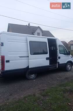 Вантажний фургон Iveco Daily груз. 2000 в Бурштині