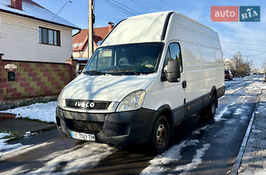 Грузовой фургон Iveco Daily груз. 2012 в Староконстантинове