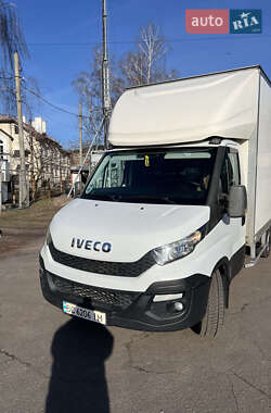 Вантажний фургон Iveco Daily груз. 2015 в Червонограді