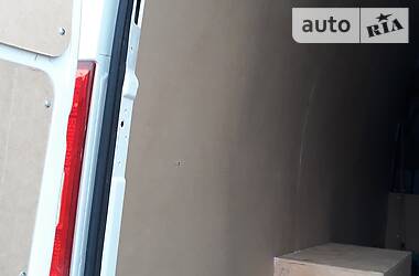 Грузовой фургон Iveco Daily 2013 в 