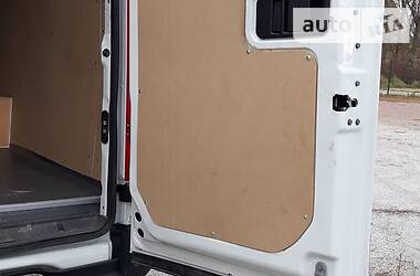 Грузовой фургон Iveco Daily 2013 в 