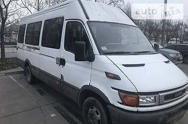 Микроавтобус Iveco Daily 2000 в 