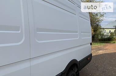 Грузовой фургон Iveco Daily 2006 в 