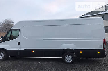 Грузовой фургон Iveco Daily 2016 в 