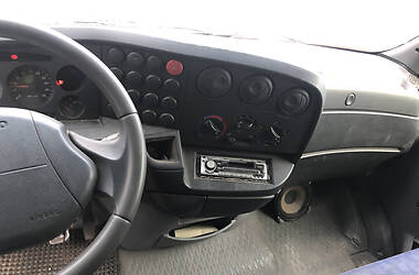 Грузопассажирский фургон Iveco Daily 2003 в 
