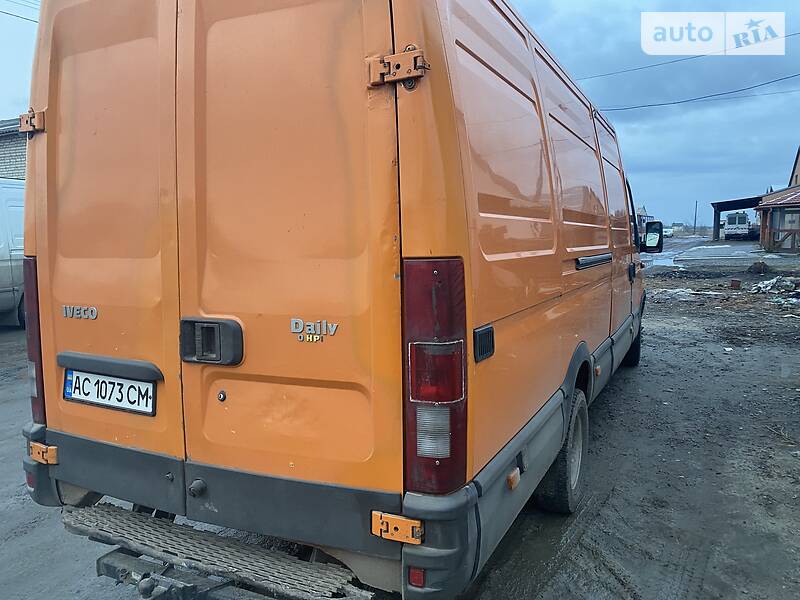 Грузовой фургон Iveco Daily 2005 в Луцке