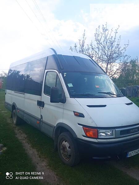 Минивэн Iveco Daily 2000 в 