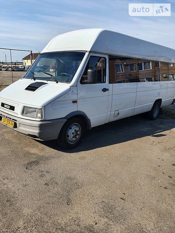 Микроавтобус Iveco Daily 1999 в Умани