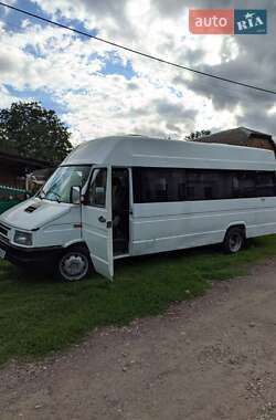 Микроавтобус Iveco Daily 1999 в 