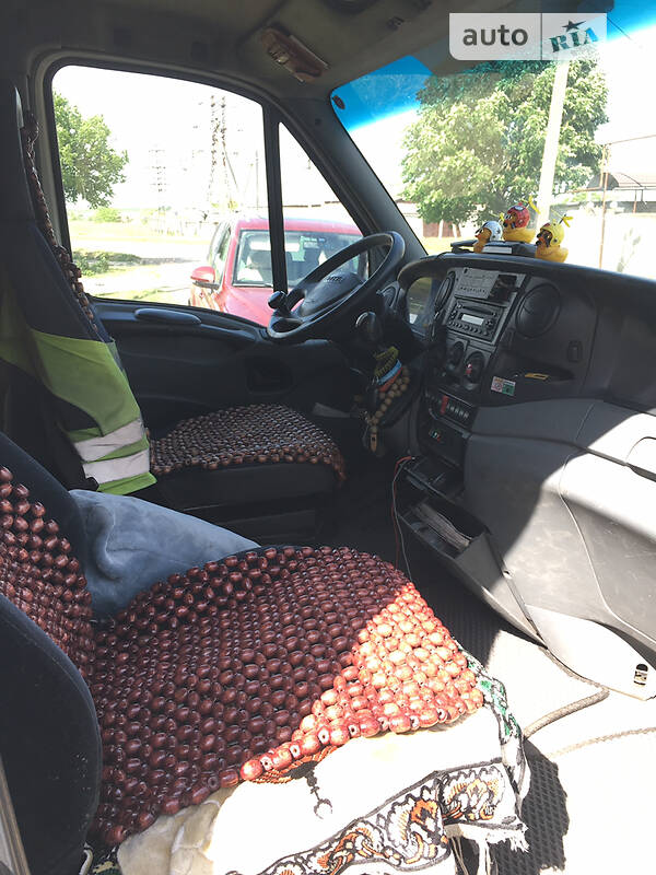 Вантажний фургон Iveco Daily 2007 в Одесі