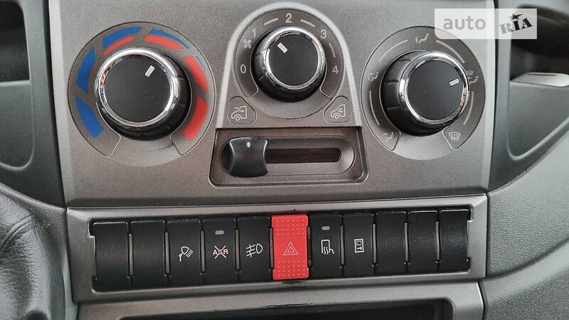 Вантажний фургон Iveco Daily 2012 в Луцьку фото 8 Вантажний фургон Iveco Daily 2012 в Луцьку