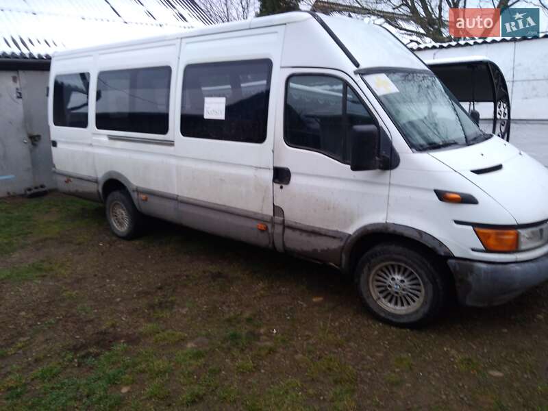 Городской автобус Iveco Daily 2000 в Калуше