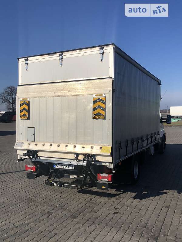 Вантажний фургон Iveco Daily 2017 в Яворові