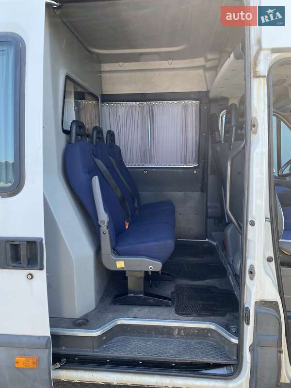 Седан Iveco Daily 2009 в Києві