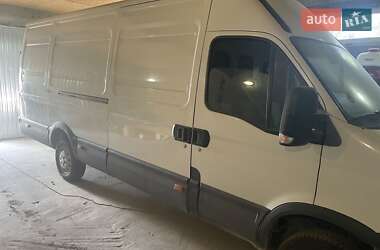 Мінівен Iveco Daily 2013 в 