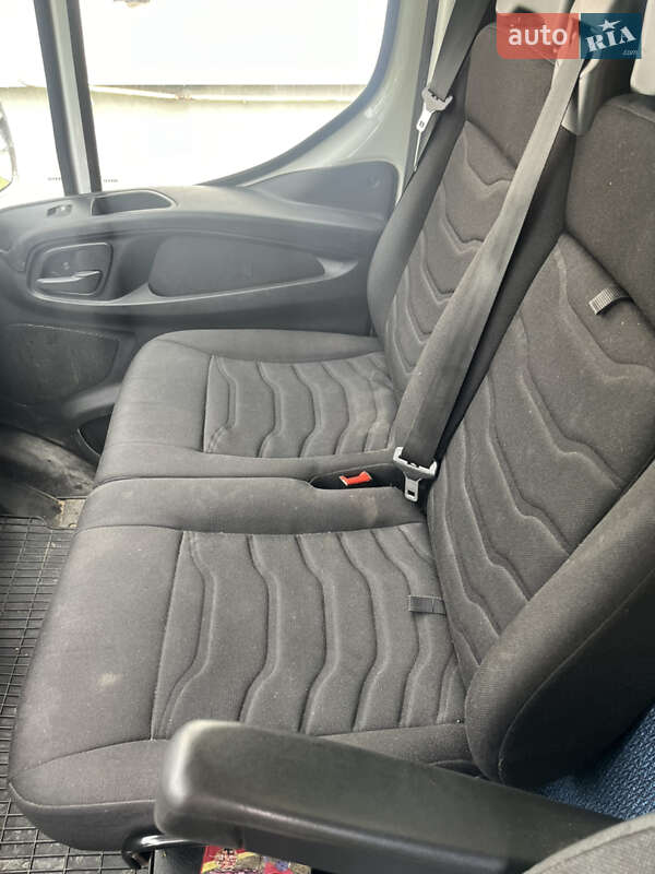 Эвакуатор Iveco Daily 2016 в Львове